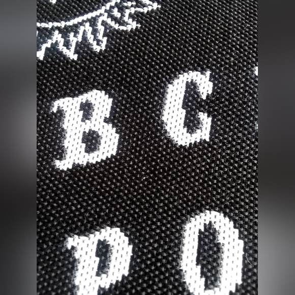 C - OUIJA BOARD type. 4 PLACEMATS set BLACK & WHITE Halloween decor - Picture 5 of 12